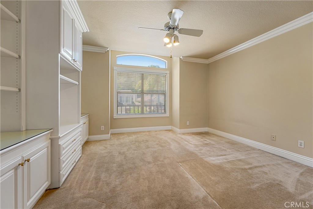 970 S Barton Court