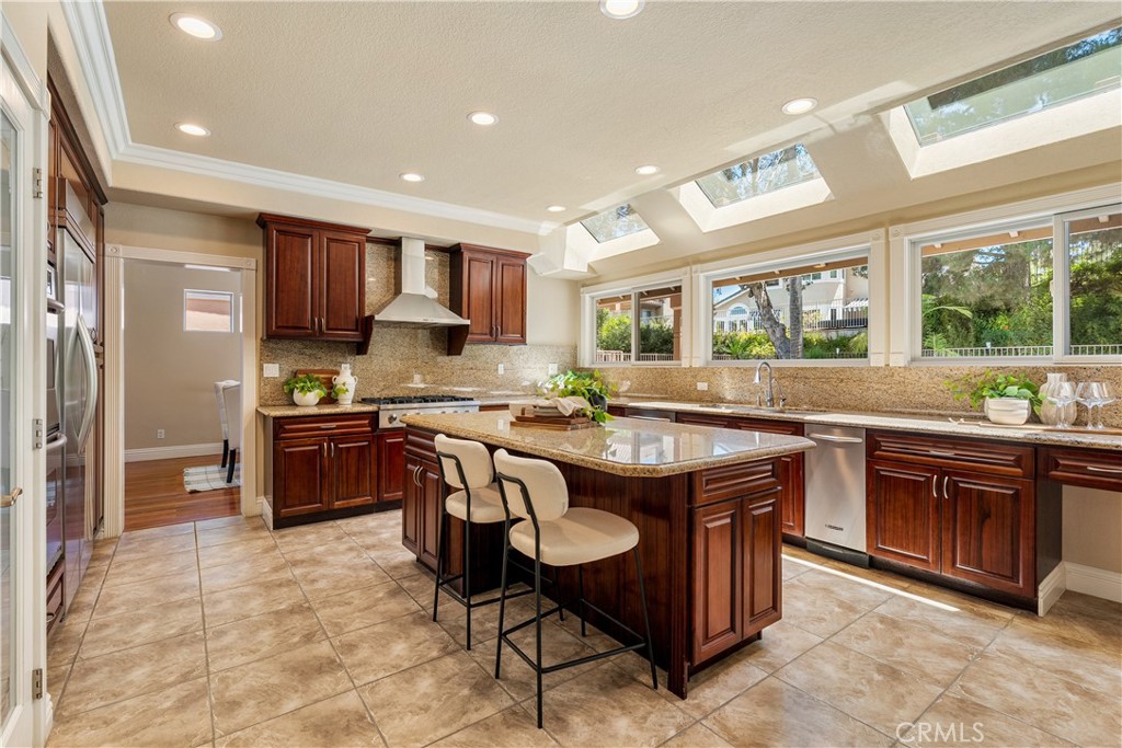 970 S Barton Court