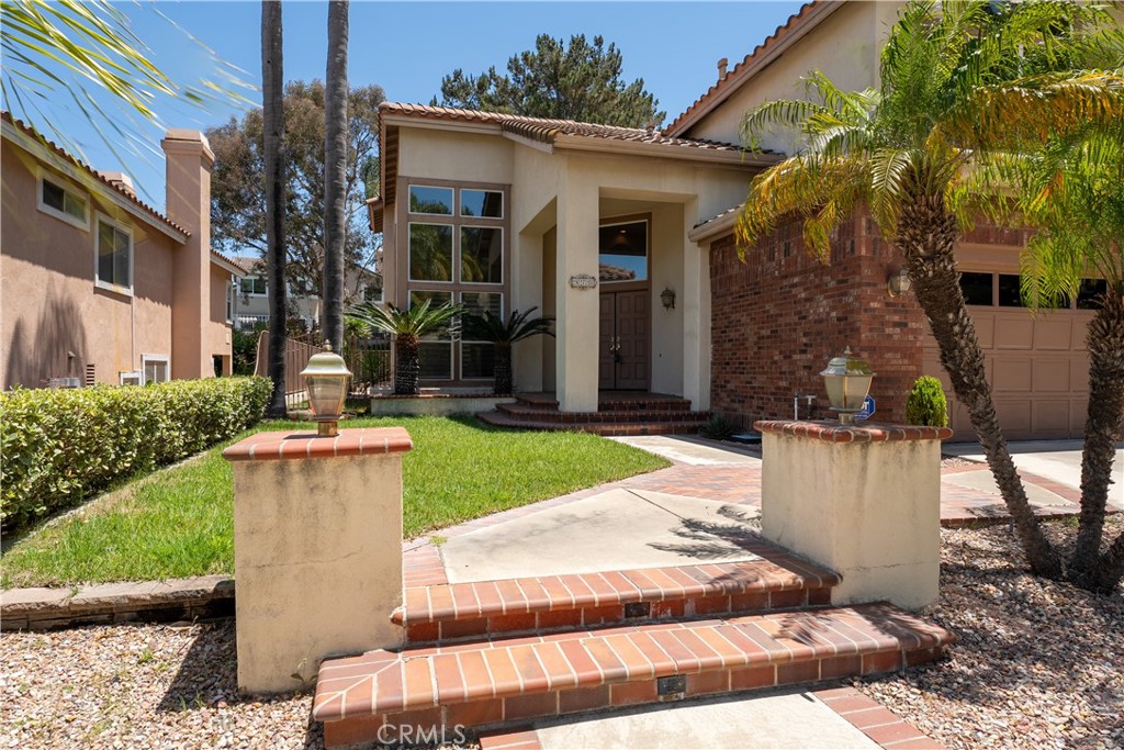 970 S Barton Court
