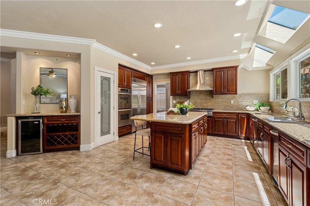 970 S Barton Court