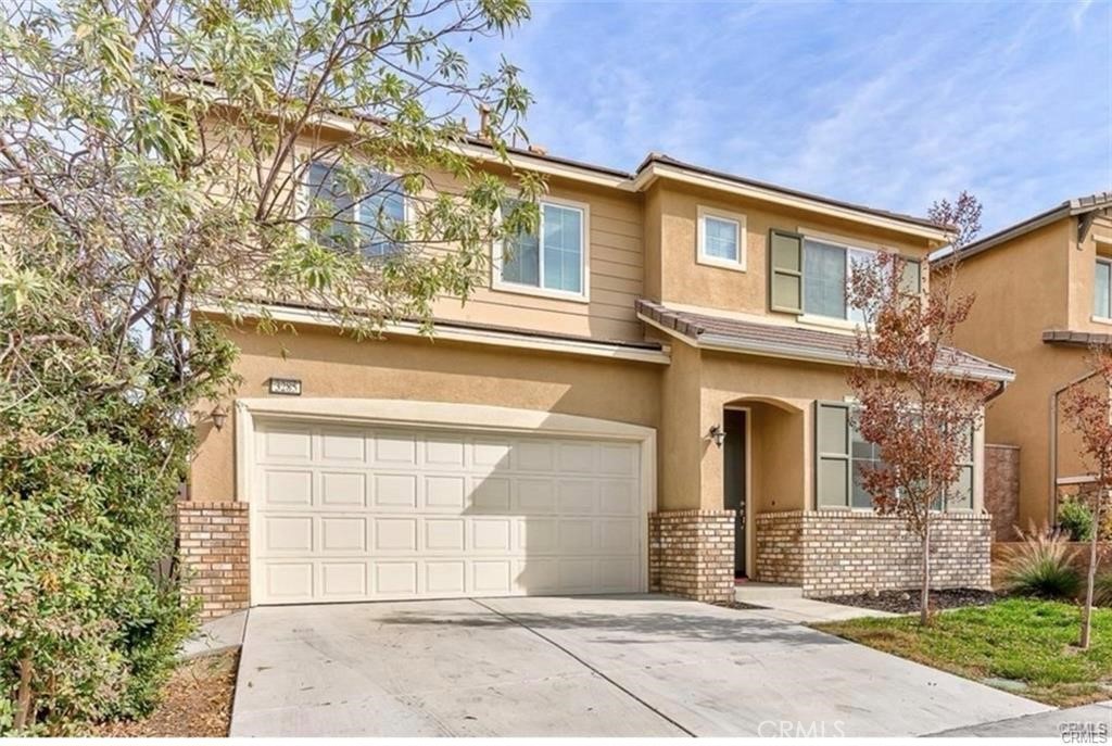 3285 Ledgewood Cir