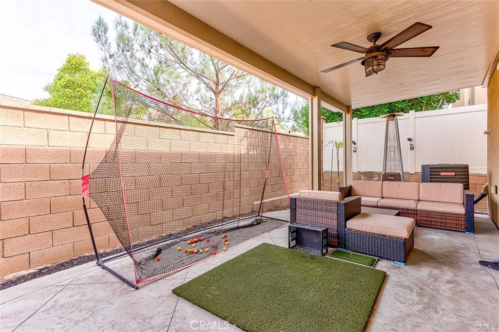 3285 Ledgewood Cir