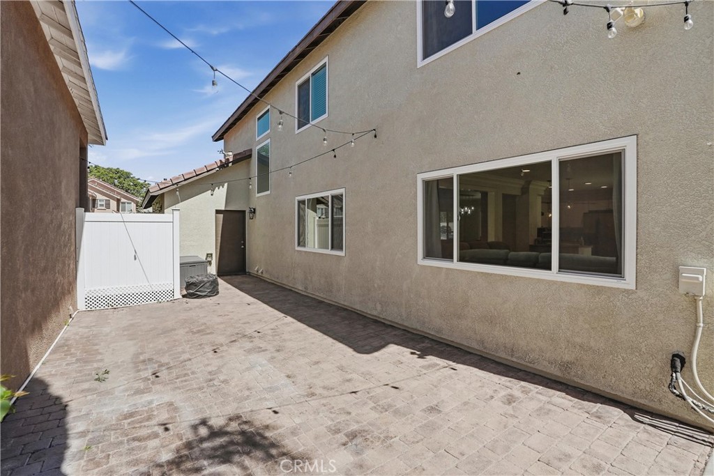 981 Acorn Lane