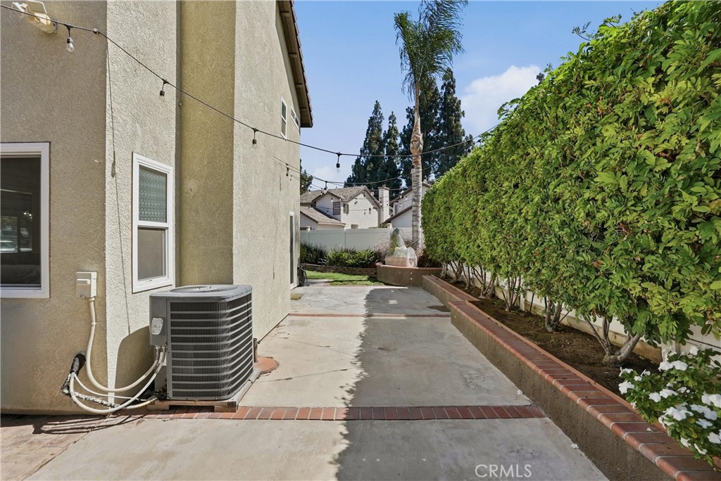 981 Acorn Lane