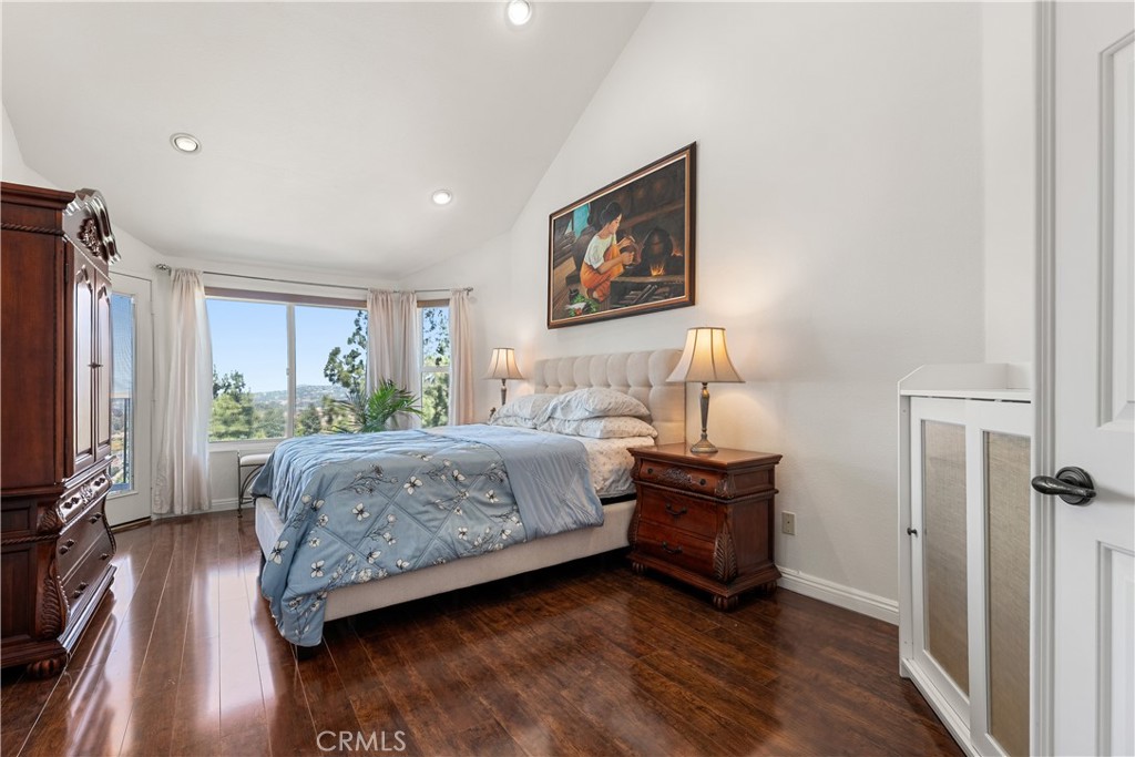 5185 E Fairfield