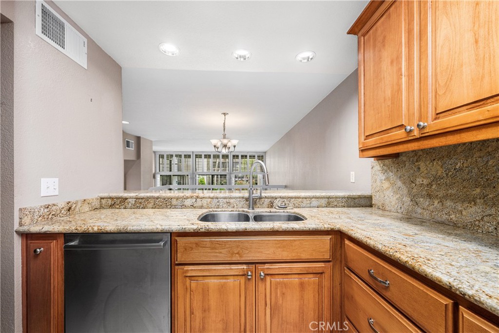 7106 Marina Pacifica Drive S