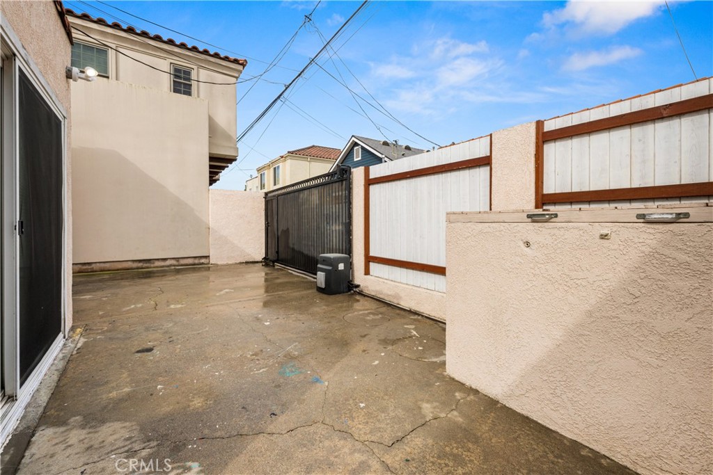 161 Santa Ana