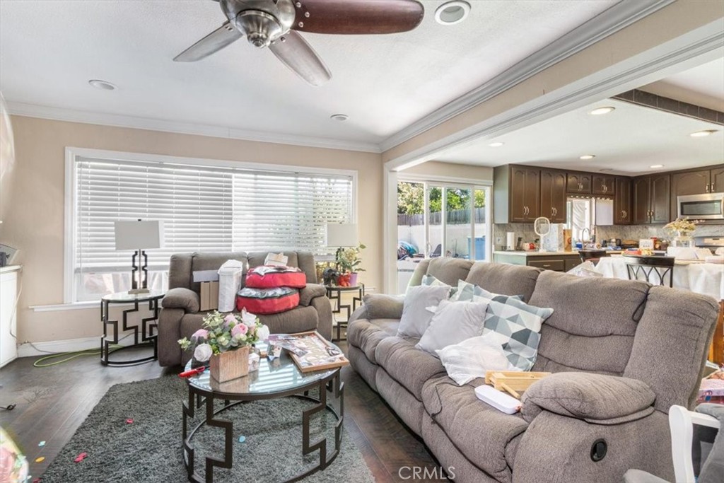 1401 S Joane Way
