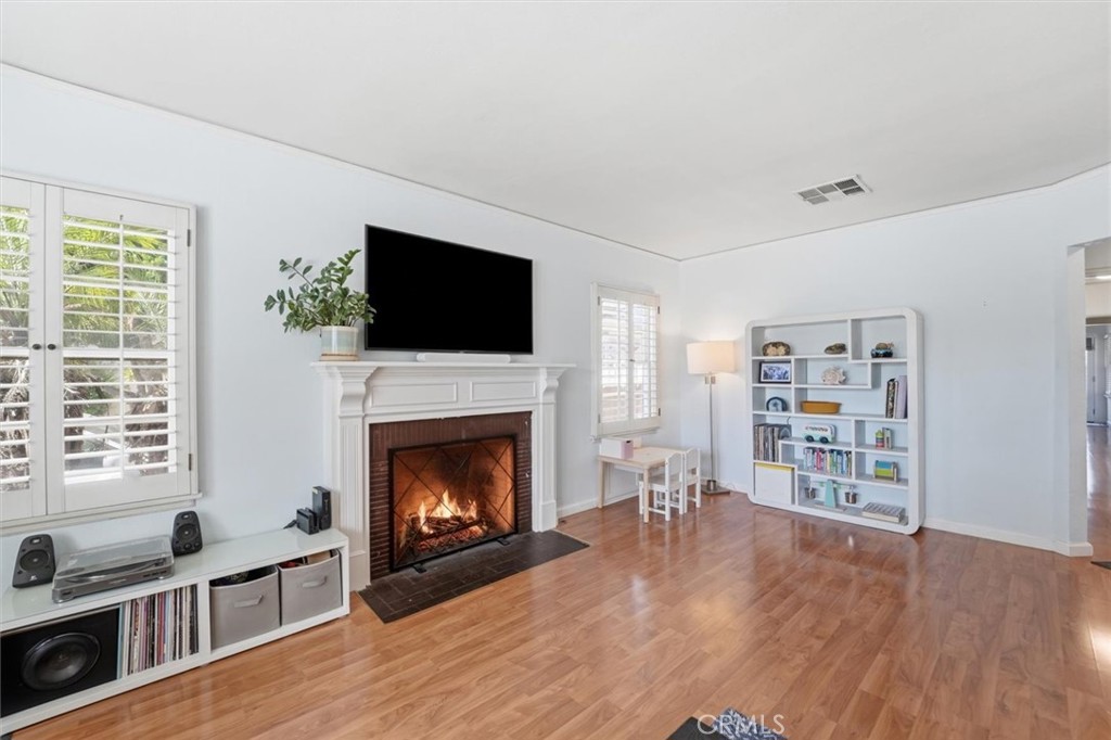 2840 Magnolia