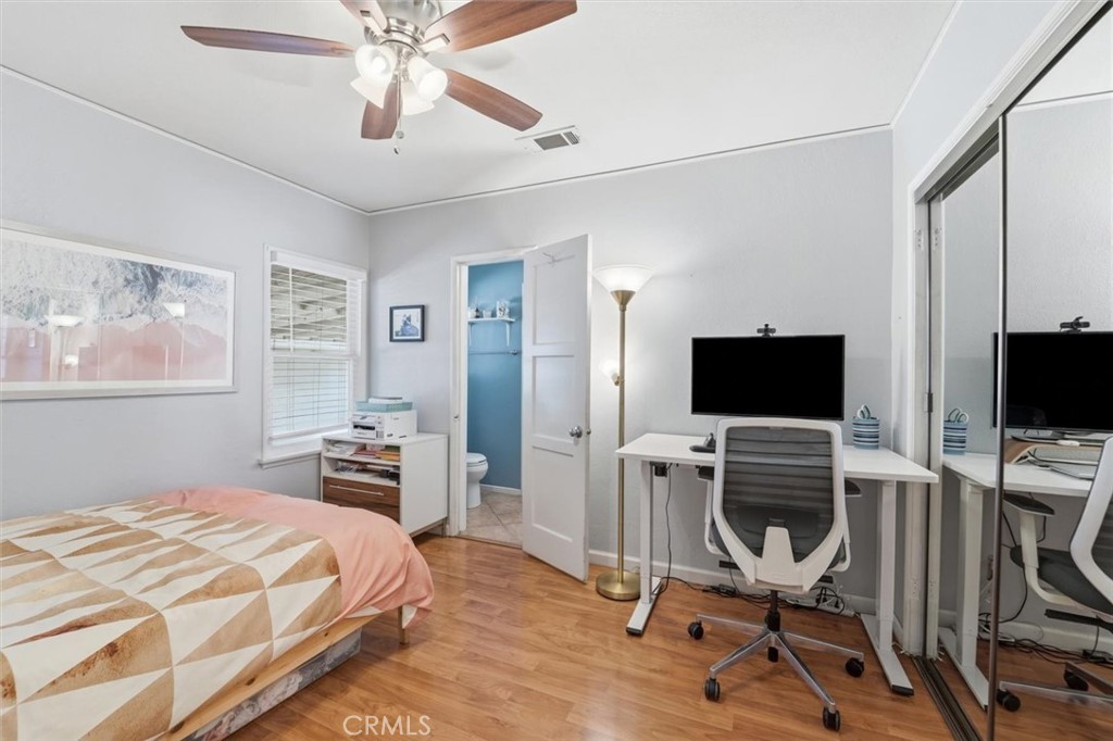 2840 Magnolia
