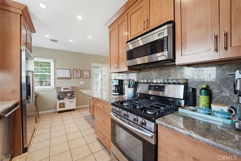 2840 Magnolia