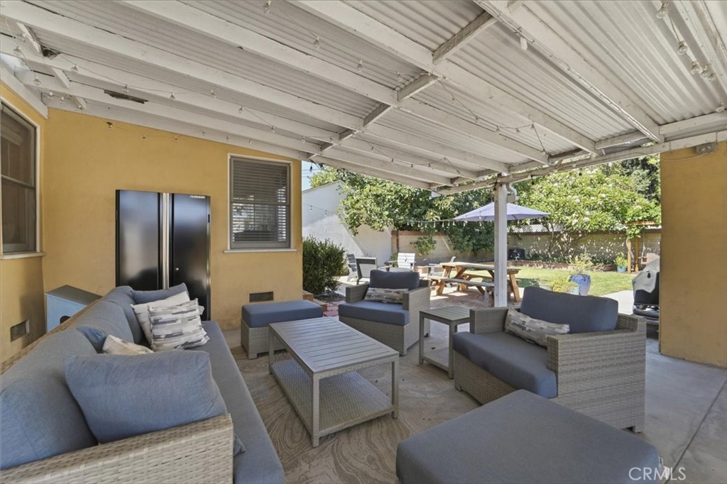 2840 Magnolia