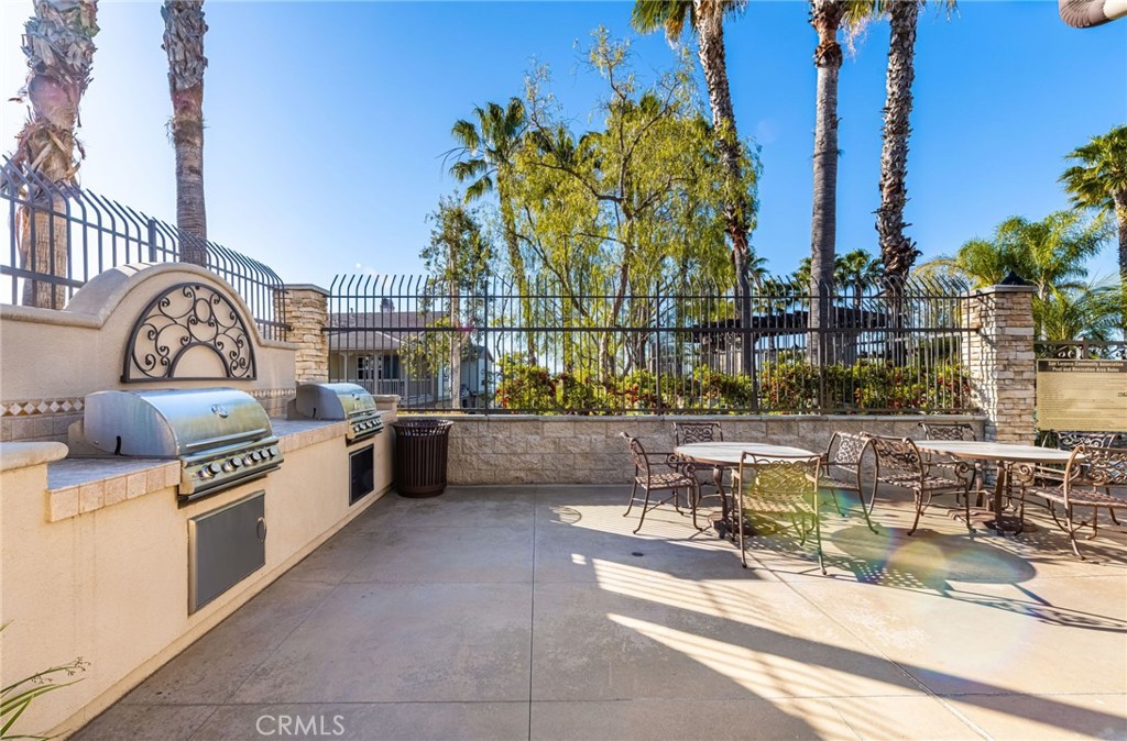 4001 Balmoral
