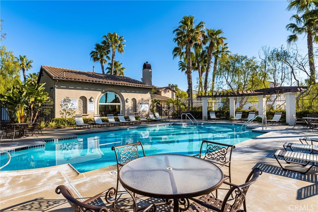 4001 Balmoral