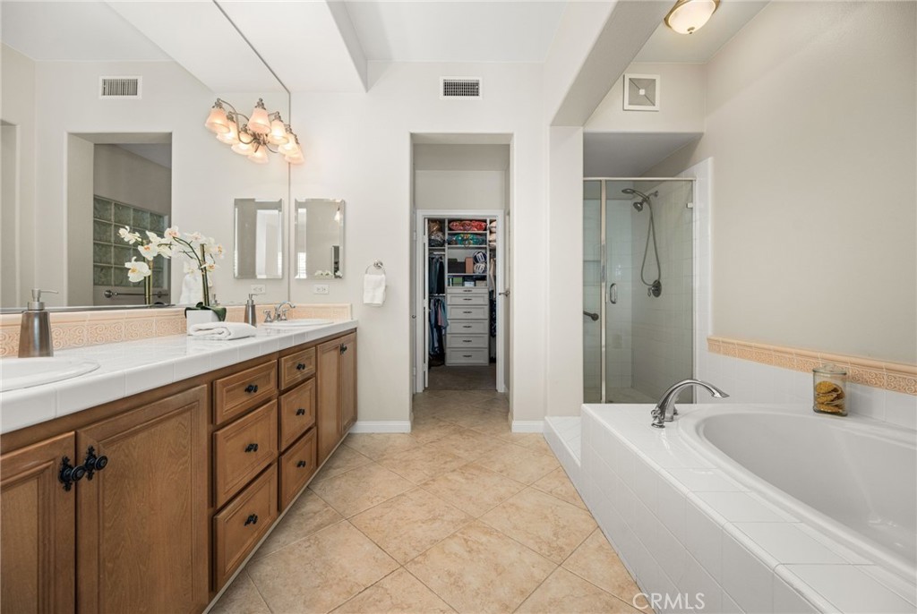 4001 Balmoral