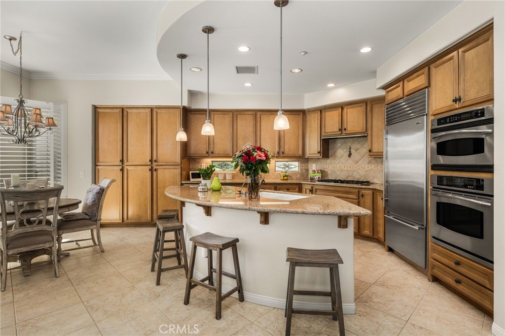 4001 Balmoral