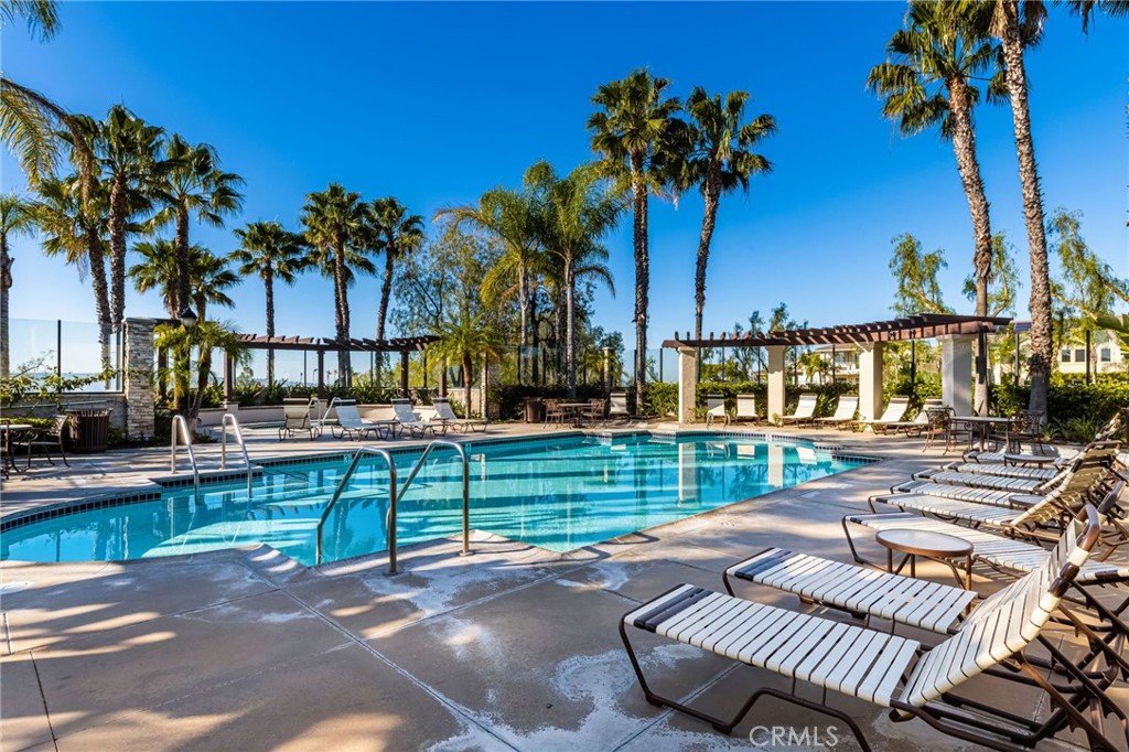 4001 Balmoral