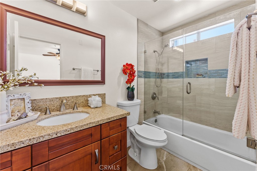 111 S Lakeview