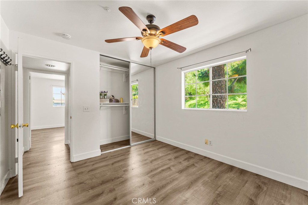 111 S Lakeview