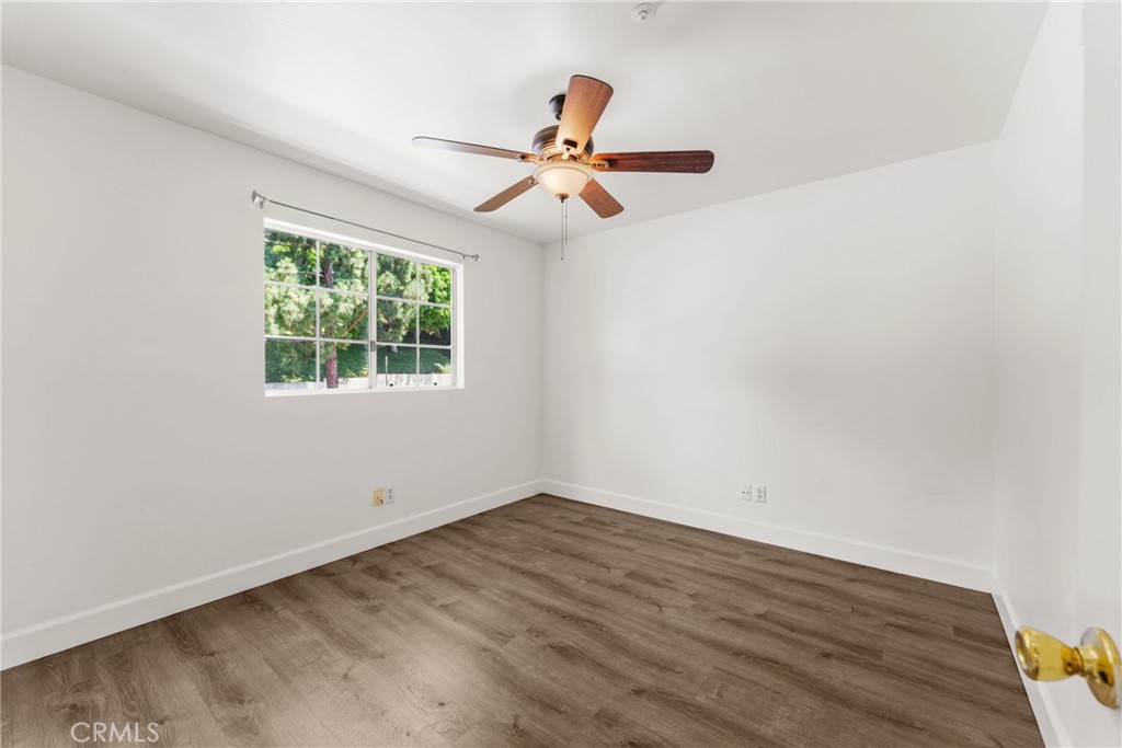 111 S Lakeview