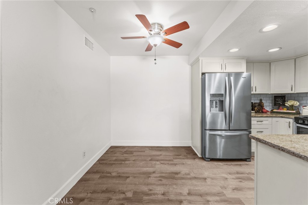 111 S Lakeview