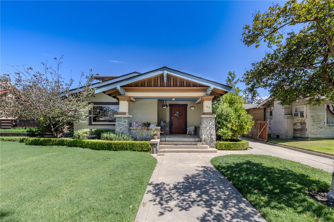 185 E Jefferson