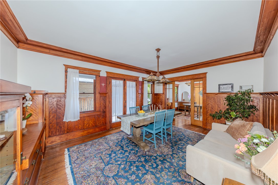 185 E Jefferson