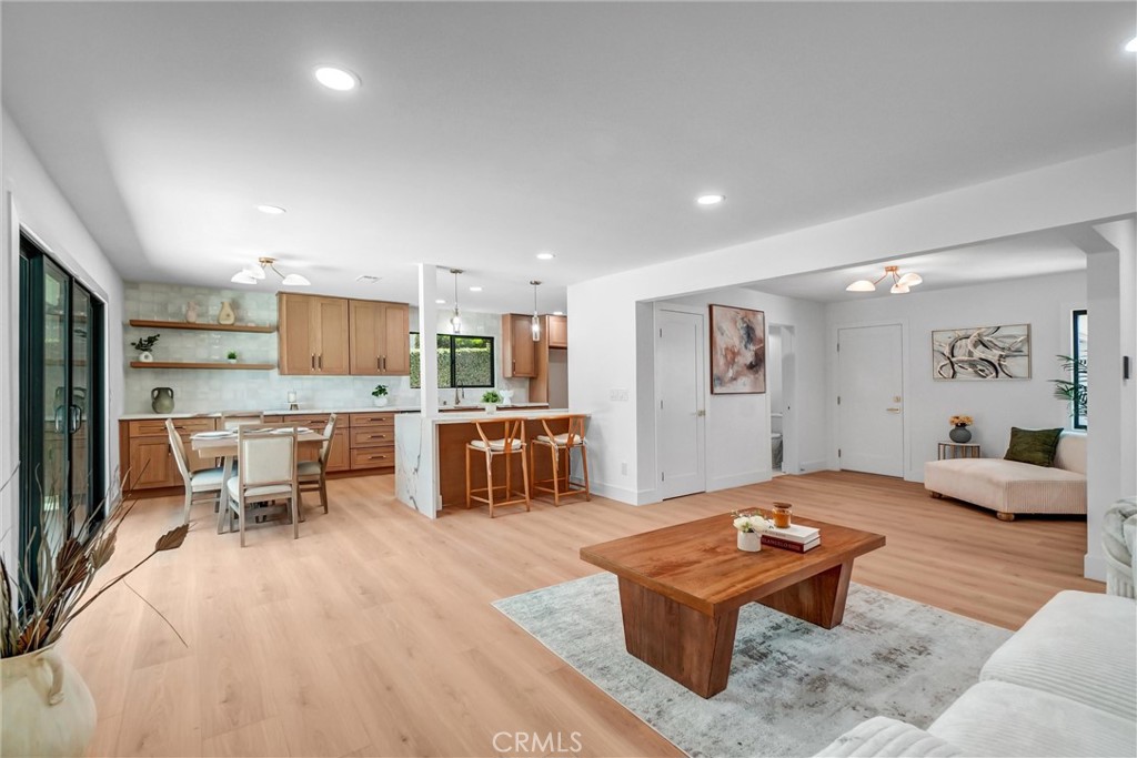 6951 Stanford
