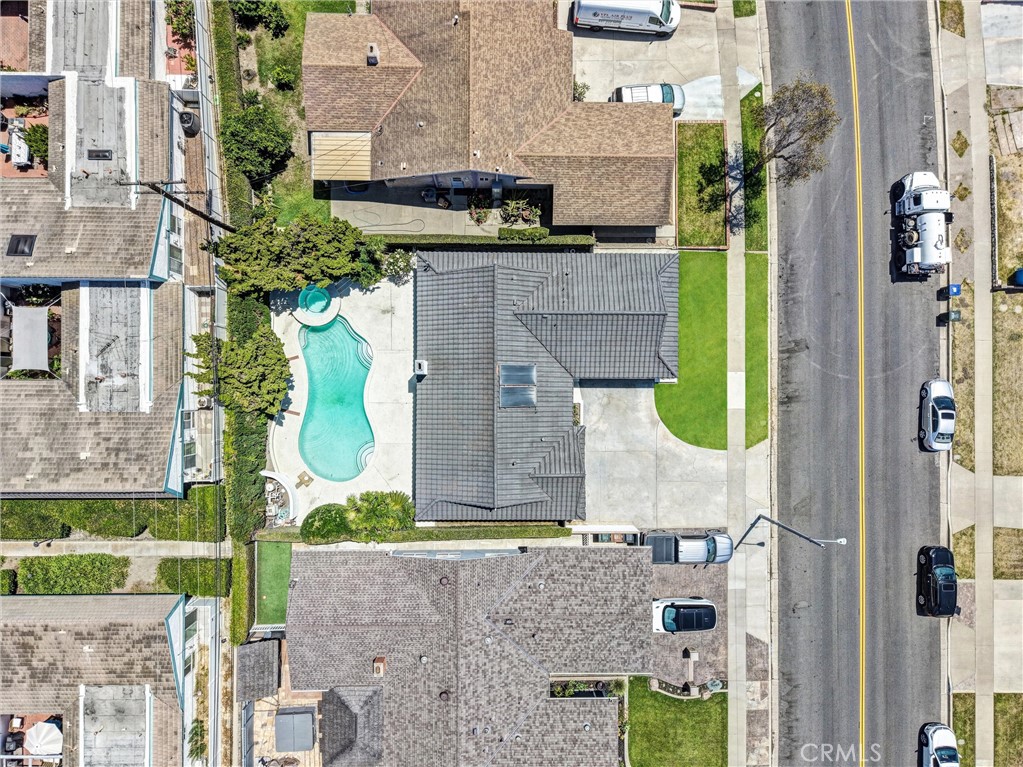 6951 Stanford