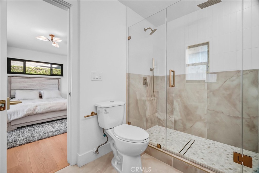 6951 Stanford