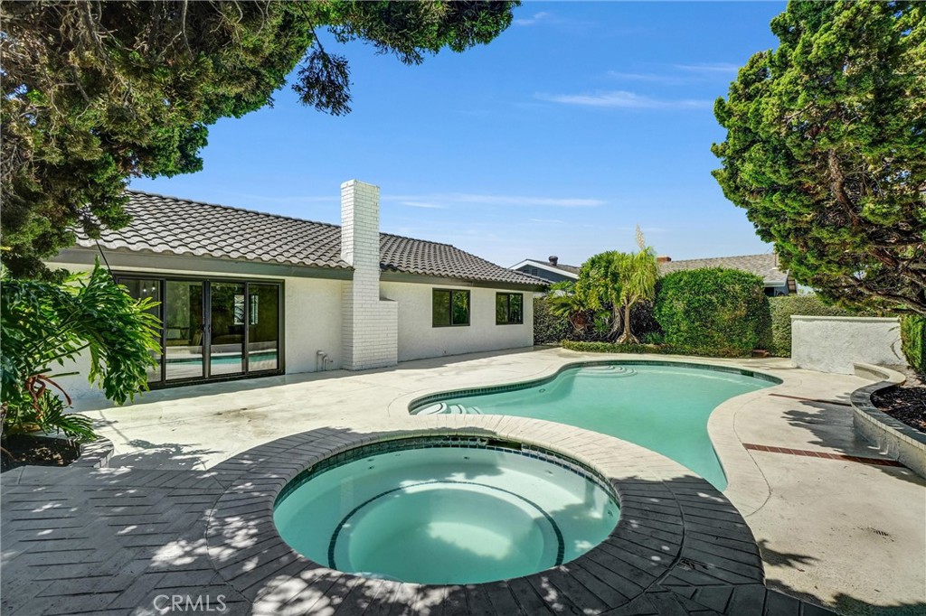 6951 Stanford