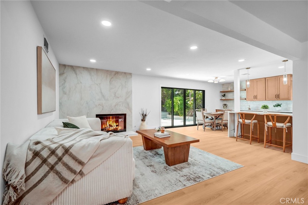 6951 Stanford