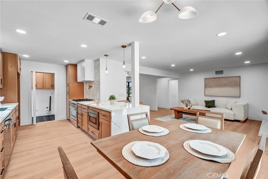 6951 Stanford