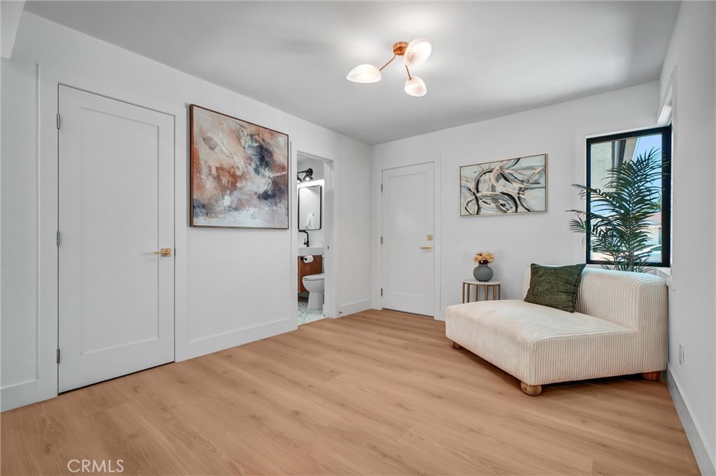 6951 Stanford
