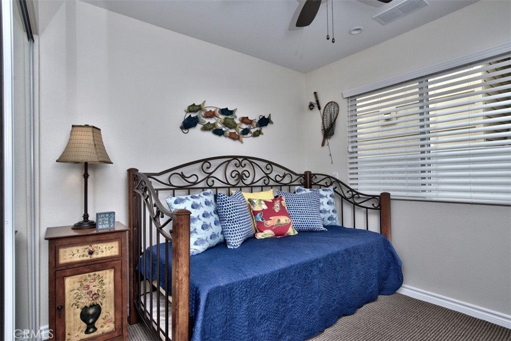 1509 E BALBOA Boulevard