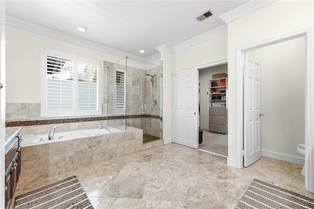 2477 Saffron Glen