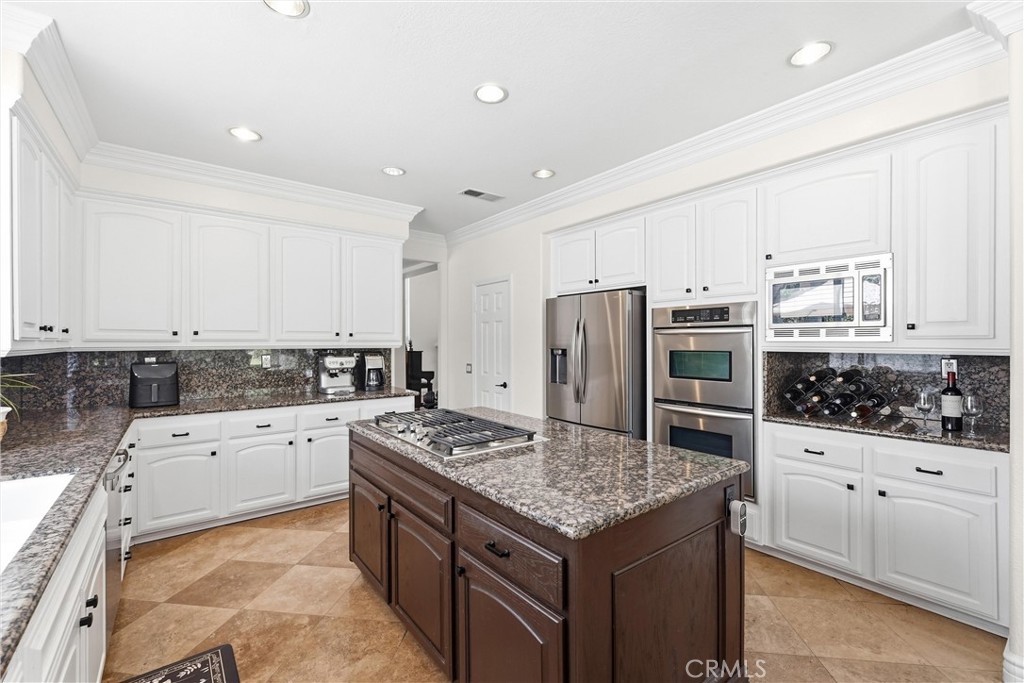 2477 Saffron Glen