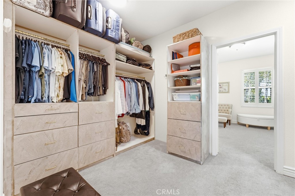 2477 Saffron Glen