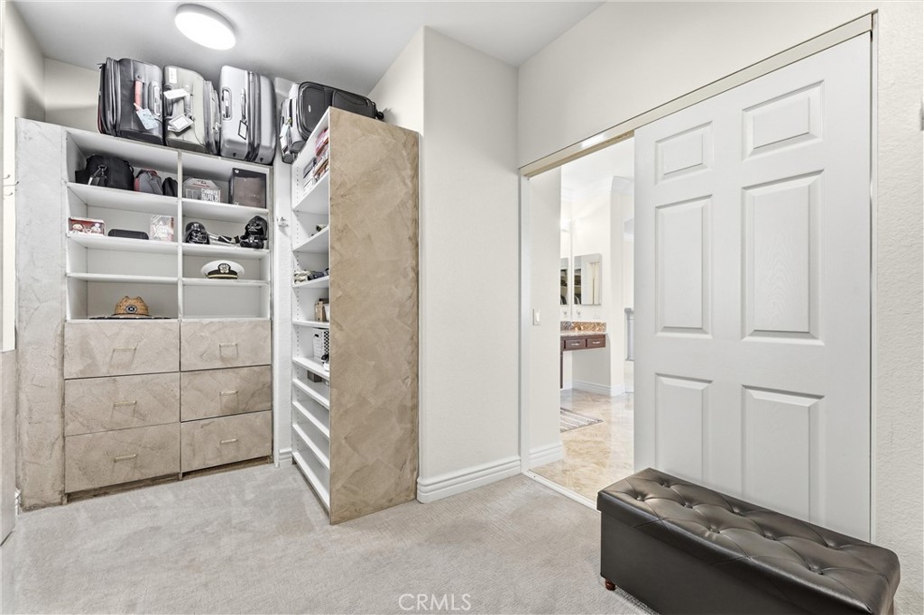 2477 Saffron Glen