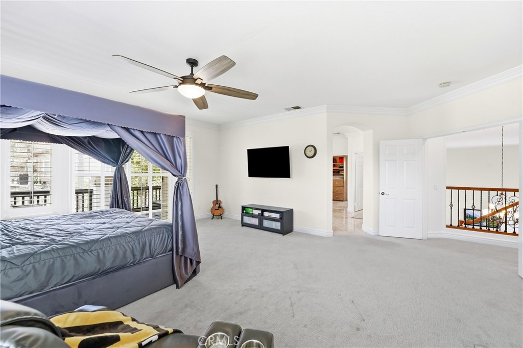 2477 Saffron Glen