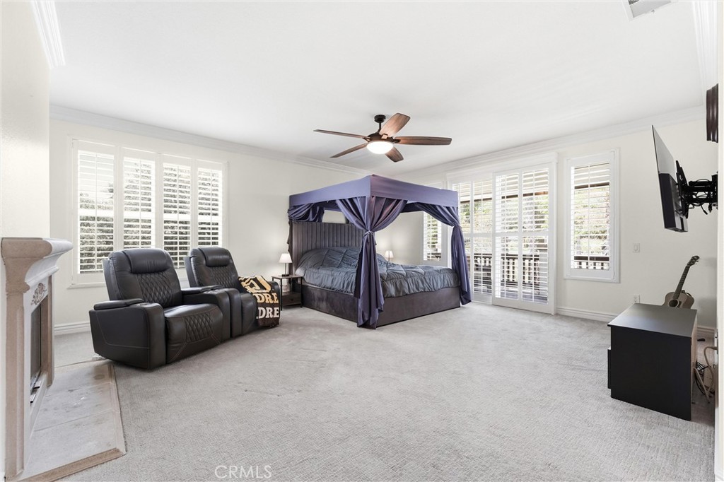 2477 Saffron Glen