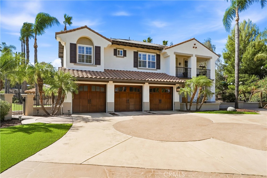 2477 Saffron Glen