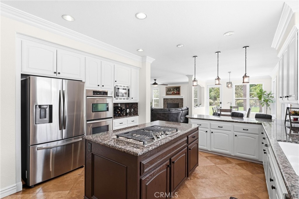 2477 Saffron Glen
