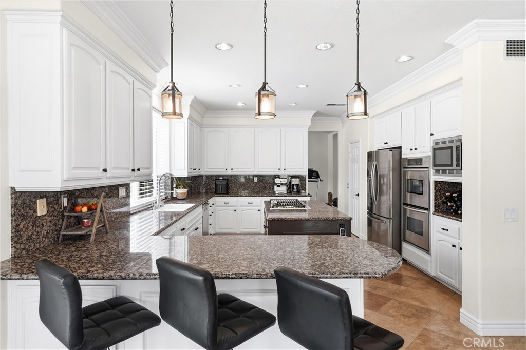 2477 Saffron Glen