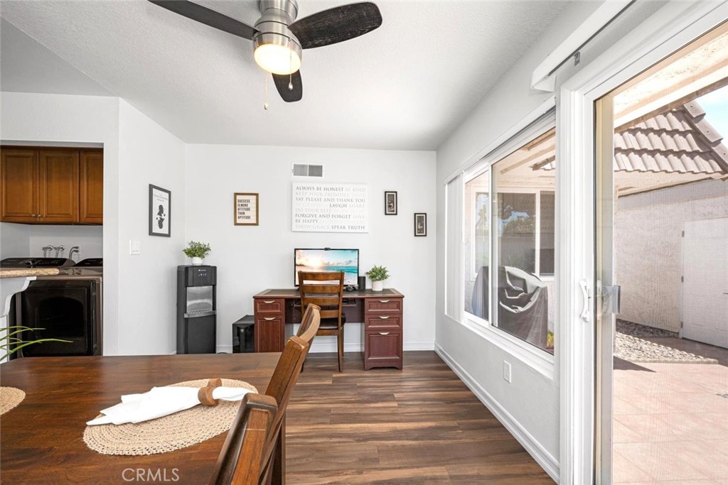 6913 Kent Way
