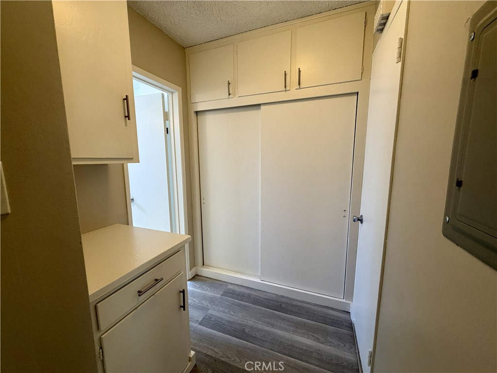 2309 Cedar