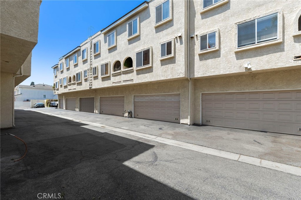 15809 Venus Place