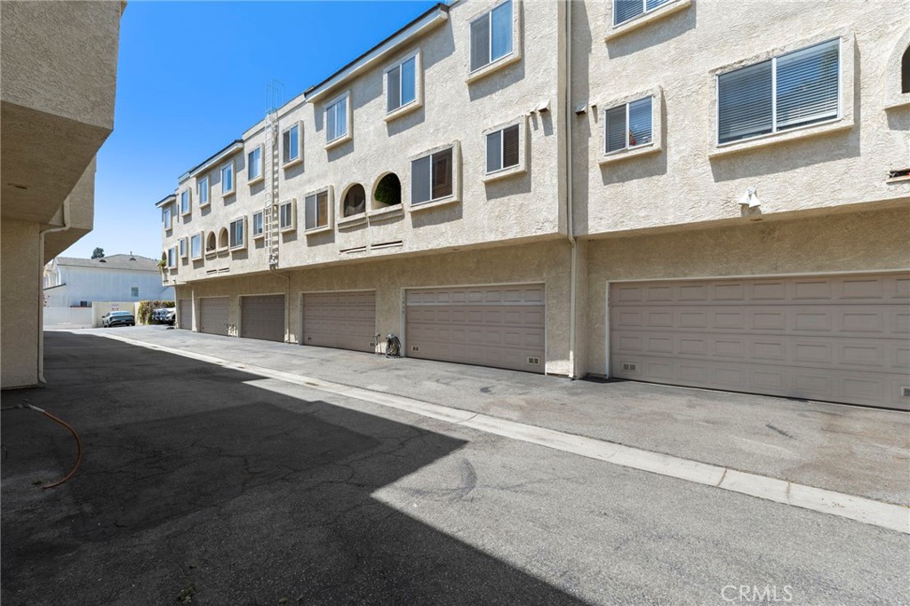 15809 Venus Place