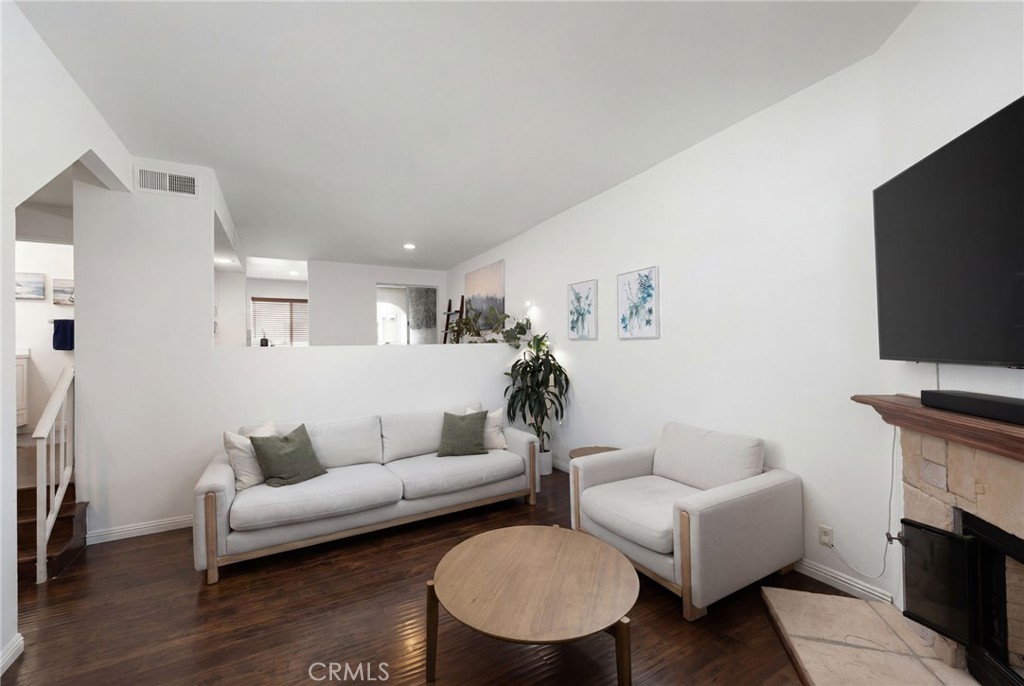 15809 Venus Place
