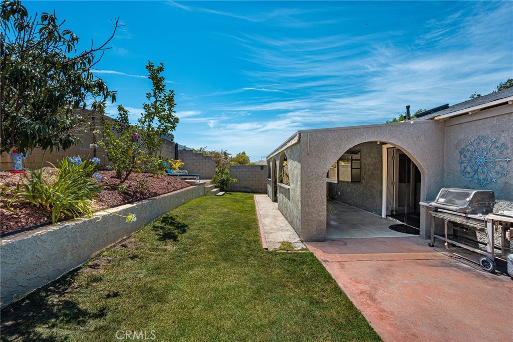4154 E Fauna Avenue